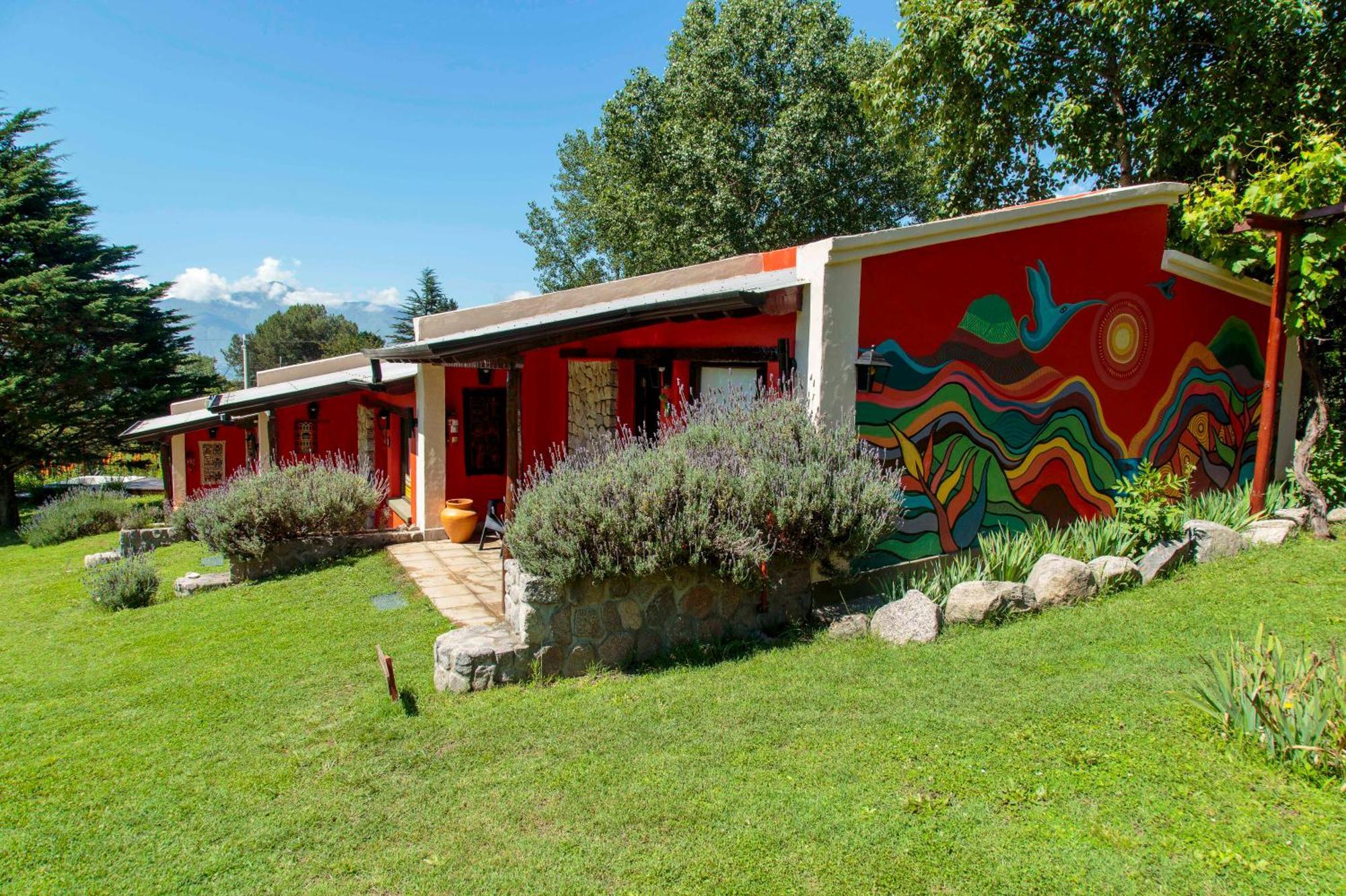 Posada La Sonada Tafí del Valle Exterior photo
